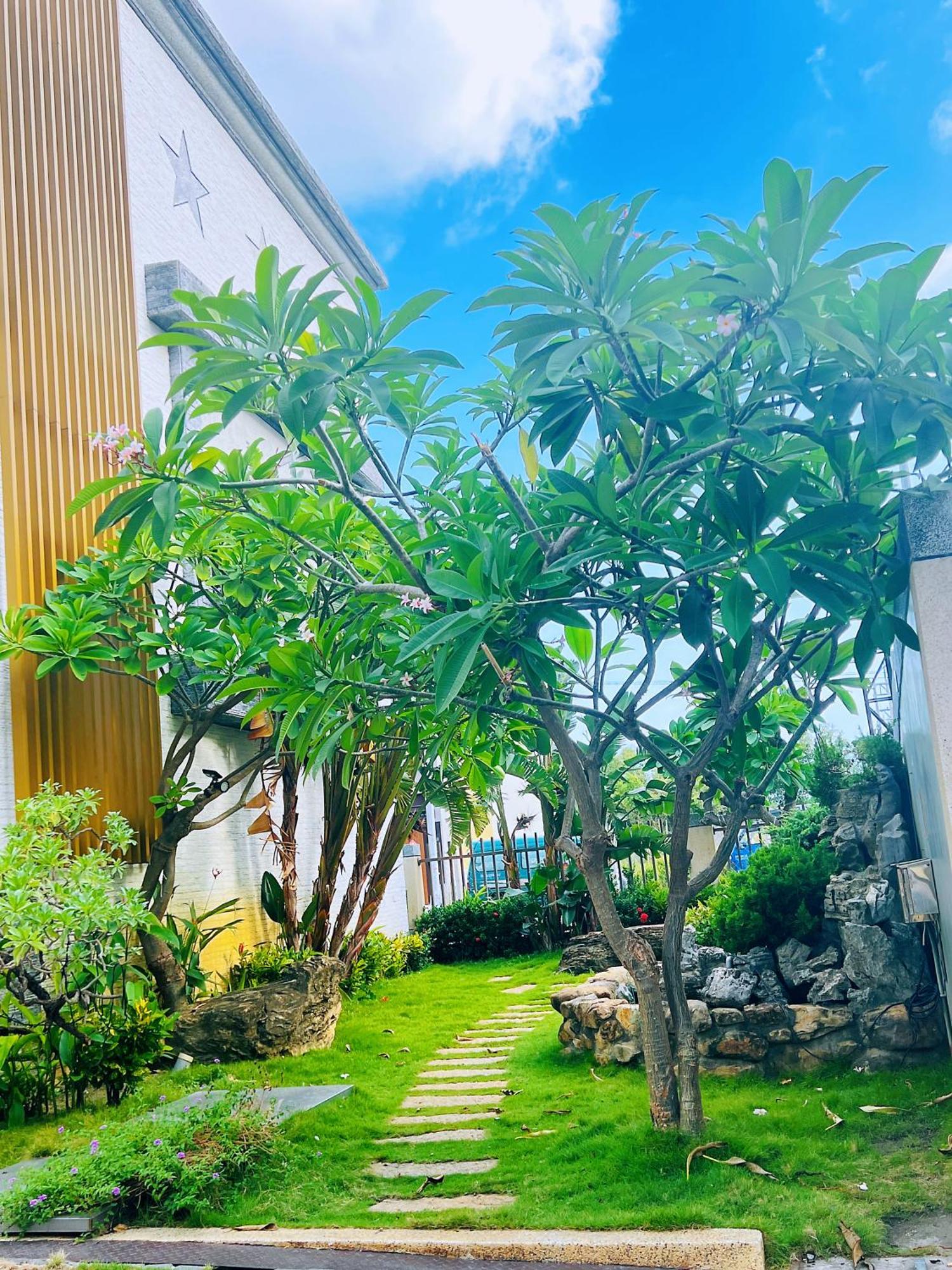 Donggang Neptune Hall Ngoại thất bức ảnh